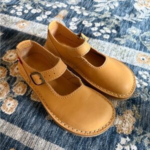 Duck Feet Women’s Shoes Size 38